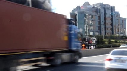 Seyir Halindeki Vinç Alev Alev Yandı