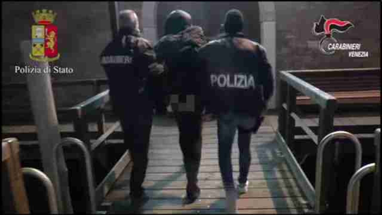 La policía italiana arresta a tres presuntos yihadistas que planeaban atentados en Venecia