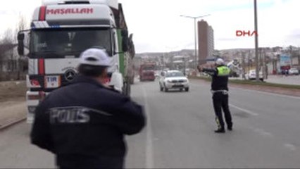 Sivas'ta Kamyon Sürücülerine Ceza Yağdı