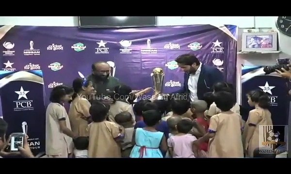 Afridi unveils ICC Champion Trophy in Karachi آئی سی سی چیمپئزٹرافی ایدھی ہوم پہنچادی گئی
