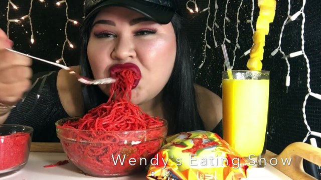 HOT CHEETOS SPAGHETTi _ MUKBANG @Wendy's Eating Show-2gj9oSbjuf4