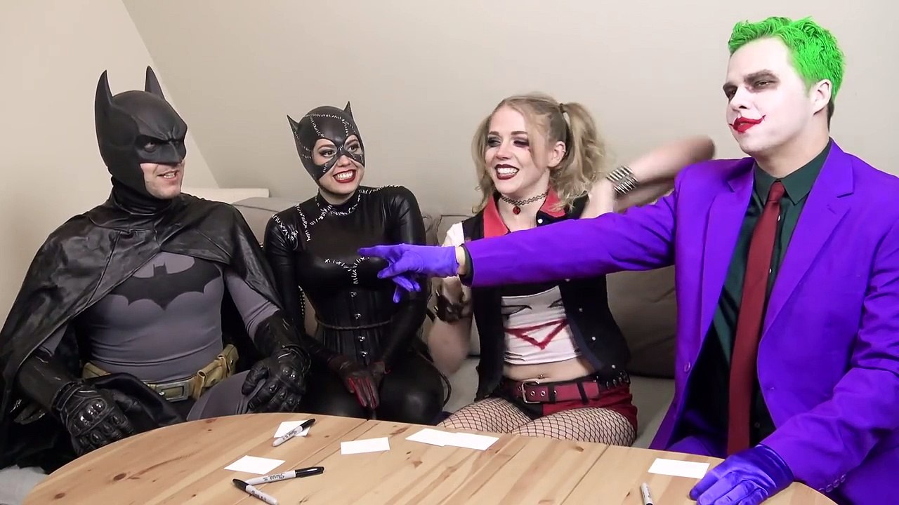 Batman, Joker - SUPERHERO MOVIE CHALLENGE! Harley Quinn, Catwoman-qultcxTvRrw