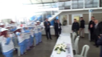 Bakan Avcı, "İsveç'teki Gazete Türkçe Manşet Atıyor 'Hayır' Diyin Diye. Size Ne?"