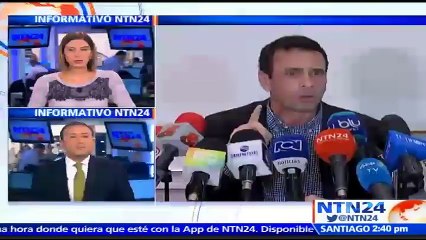 Télécharger la video: Capriles pide a la comunidad internacional “ponerse firme” tras materializarse un golpe de Estado en Venezuela