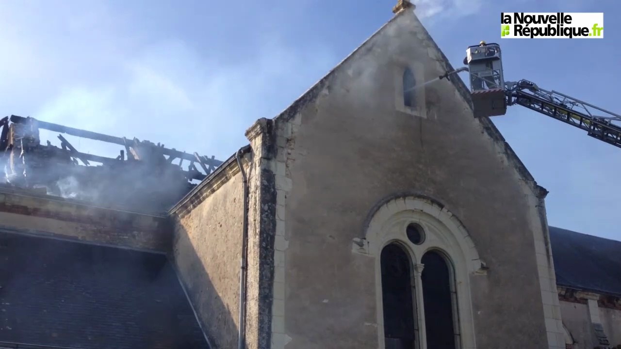 Selles-Saint-Denis (Loir-et-Cher) : incendie de l'église