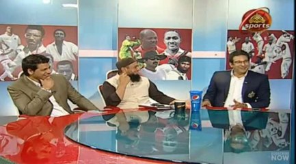 Wasim Akram's Funny Comment on WI Batsman Who Kept Colliding with Pakistan Players - "Uski Breaks He Nahi Hain"