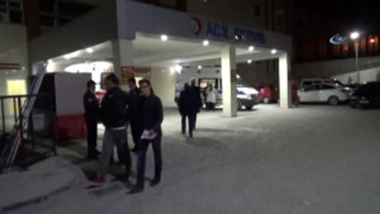 Şehit Astsubay Ömer Halisdemir'in Annesi Vefat Etti