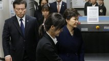 La expresidenta surcoreana Park Geun-hye, bajo arresto