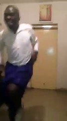 Humour : Voici le meilleur danseur de Rass-Guiss au Sénégal