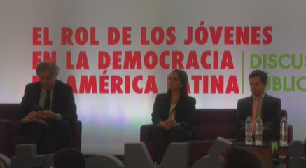 Expertos se manifiestan sobre situación de Venezuela en conferencia desarrollada en México