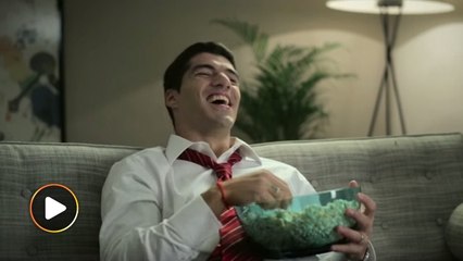 Video: Suarez dipuji kerana lakonan hebat