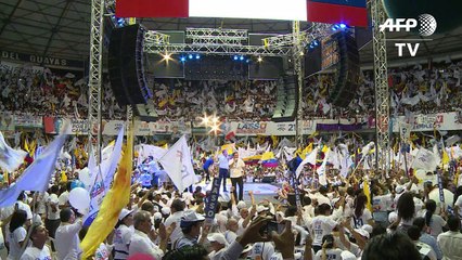 Lasso pide “cambio” en Ecuador para evitar rumbo de Venezuela