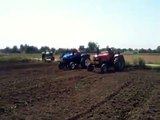 Amazing Tractor Racing Vide In Punjabi Village Sonalika Vs Mahindra 2016