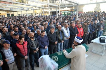 Aracın Çarptığı Lise Öğrencisi Son Yolculuğuna Beyaz Duvakla Uğurlandı