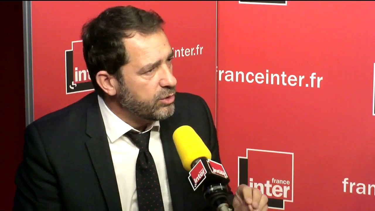 Christophe Castaner sur l'affrontement gauche-droite : "Il n'y en a qu'une seule qui a compris, c'est Marine Le Pen"