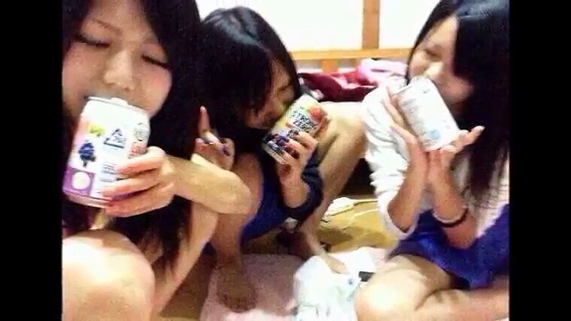ふざけ　vine　エロ　学生 vine】悪ノリ女子高生の華麗なるおっぴろげ！ - video Dailymotion
