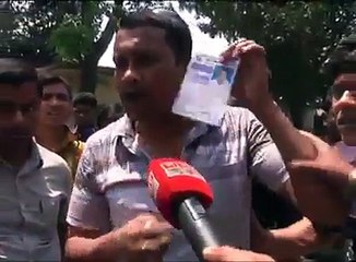 ভোট ডাকাতি করার জন্য হাসিনার জঙ্গি লীগ, সাংবাদিকের উপর হামলা করছে।