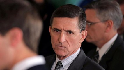 فلين مستعد للحديث عن العلاقة مع روسيا مقابل الحصانة من الملاحقة القضائية