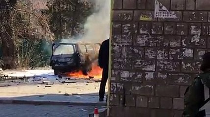 У центрі Маріуполя підірвали автомобіль із полковником СБУ