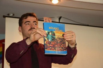 Arınç'ın Kitabına Alıcı Çıkmadı