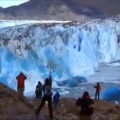Watch how glaciers melt down.!!!