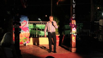 Colin Paul sings 'It Hurts Me' Days Inn Pool Party 2015