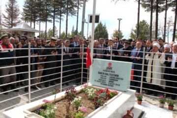 Halisdemir'in Annesi Son Yolculuğuna Uğurlandı