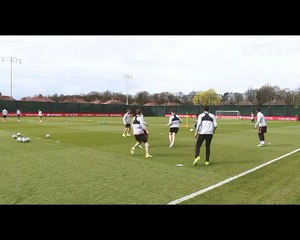 Lucas Leiva nutmegs Joe Gomez In Training