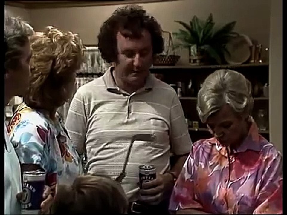 Neighbours Episode 239