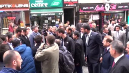 Gebze Bakan Özlü: Esnafları Ziyaret Etti