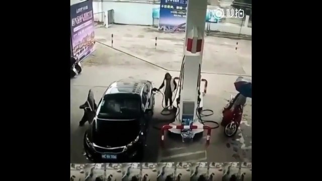 Un voleur se fait immédiatement rattraper par le karma