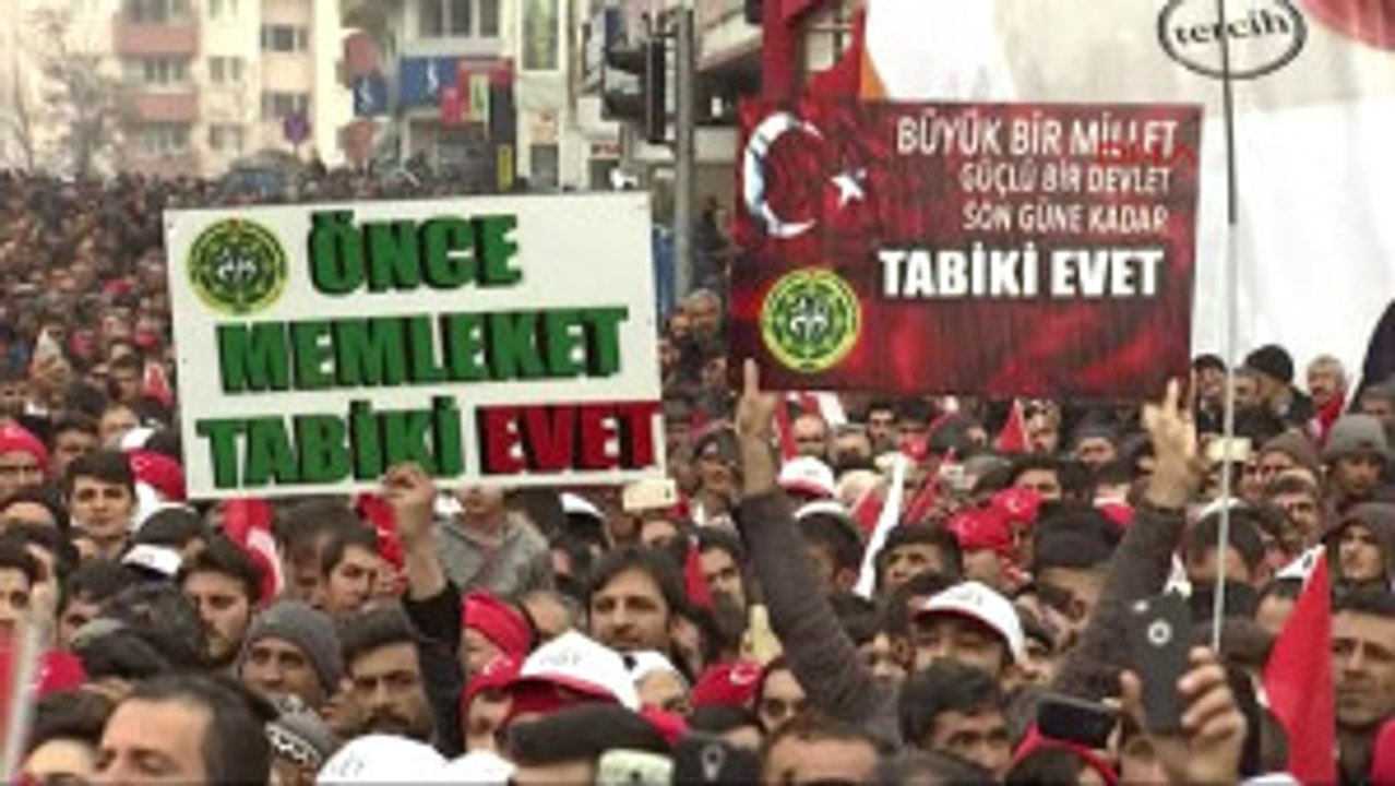 Ağrı- Binali Yıldırım Pensilvanya'daki Ortaya Çıkmıyor Erkeksen Çık Ortaya Ben Yaptım de -2