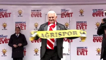 Başbakan Yıldırım: "15 Temmuz'da Terör Örgütlerinin Maskesi Düştü"