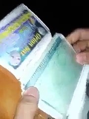 Ils tentent de lui voler son smartphone, mais c'est une championne de MMA