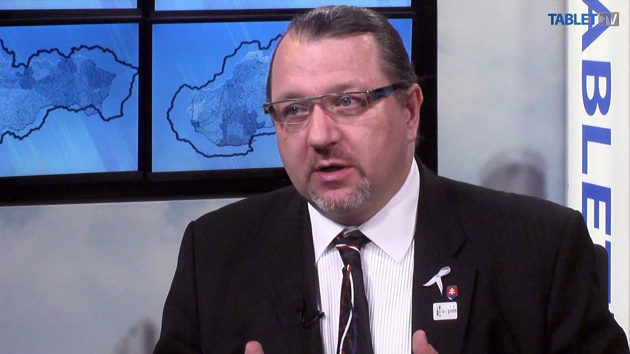 ŠKRIPEK: Sú ľudia, čo sa modlia za múdrosť politikov, aj britských