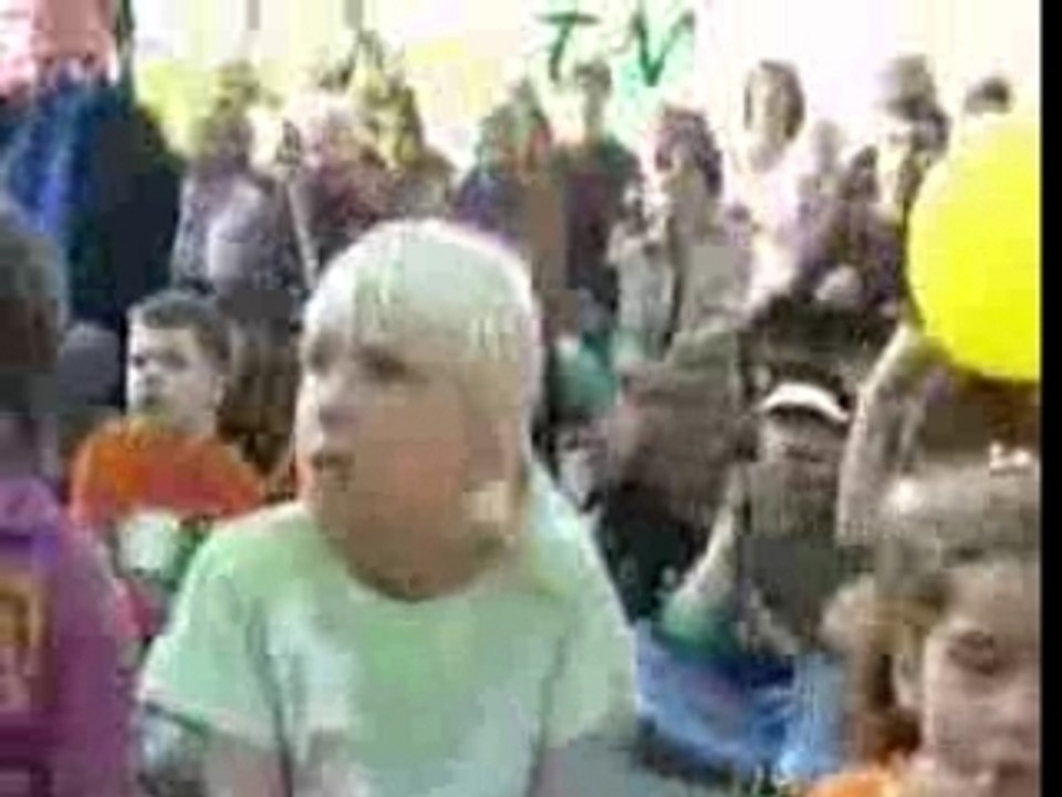 The Concert Video quot Dans mon Africaquot of  Sby feat Zene