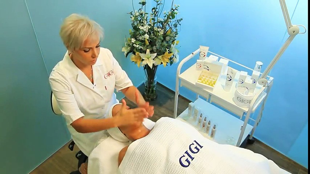 Face Massage -