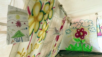 الحرب هاجس أطفال الموصل النازحين رغم ألعابهم المرحة