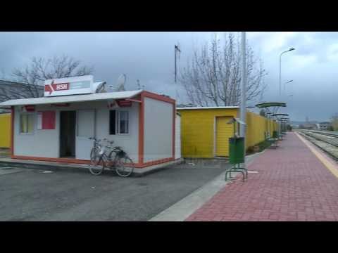 Ngrijnë dhe trenat, akulli bllokon sistemin lokomotiv - Top Channel Albania - News - Lajme
