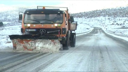 Rikthehet dëbora në veri - Top Channel Albania - News - Lajme
