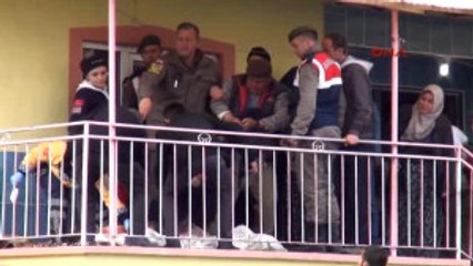 Afyonkarahisar Ortaokulu Öğrencisi Besihanede Asılı Bulundu