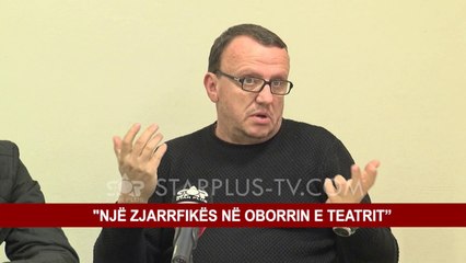 "NJË ZJARRFIKËS NË OBORRIN E TEATRIT”