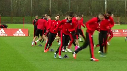 Van Gaal i jep lamtumirën futbollit  - Top Channel Albania - News - Lajme