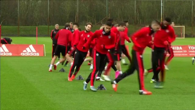 Van Gaal i jep lamtumirën futbollit - Top Channel Albania - News - Lajme