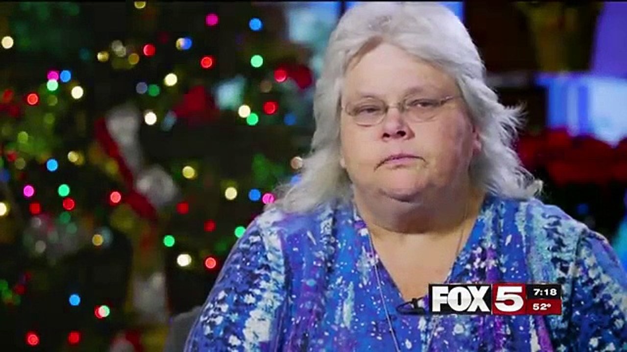 O mamă a cinci copii a adoptat pe cei trei copii ai vecinei care a decedat, dar nu s-a aşteptat nici o secundă la asta!