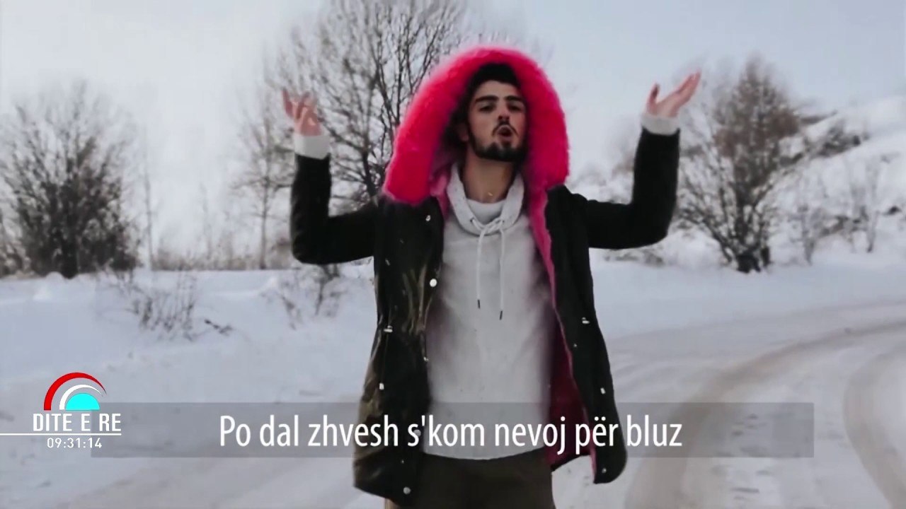 “Llom Llom” parodia e “Bon Bon”
