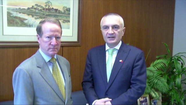 Report TV - SHBA, Meta takohet me ndihmës Sekretarin e Shtetit, Brownfield