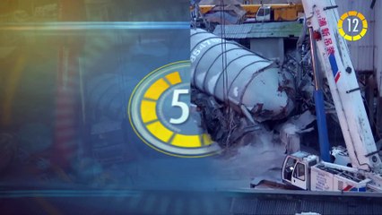 In 60 Seconds:  Bomb Near Mosque Kills 22 in Pakistan