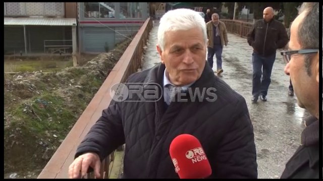 Fier - Në lumin Gjanica derdhen mbetje hidrokarburesh