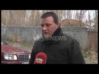 Ora News – Durrës, lagjia nr 8 pa infrastrukturë, rruga e pakalueshme dhe pse afër qendrës